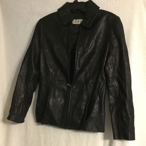 Women’s petite 100% genuine leather jacket